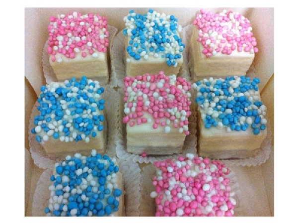 Geboorte petit-fours